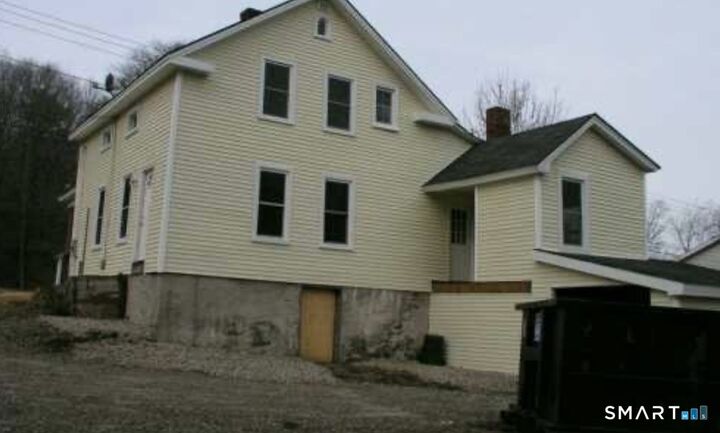 Property Photo:  615 Jackson Street  CT 06226 