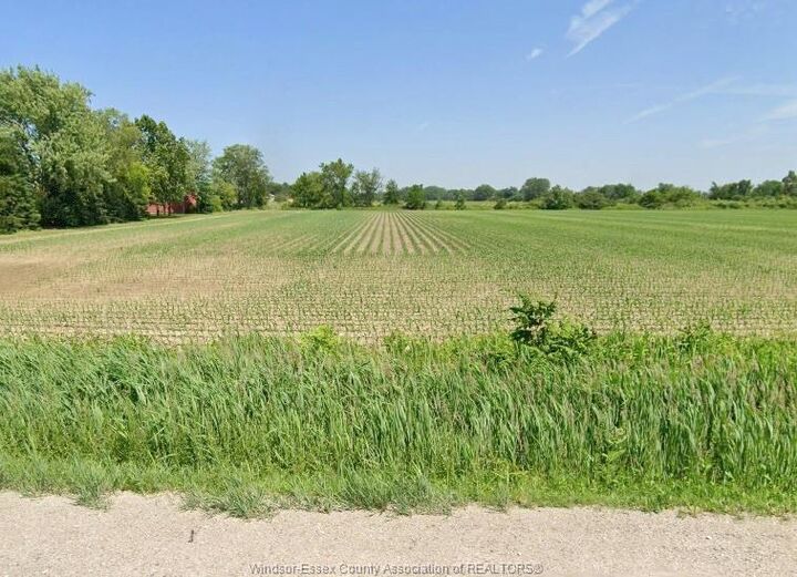 2590 Manning Road — photo 1