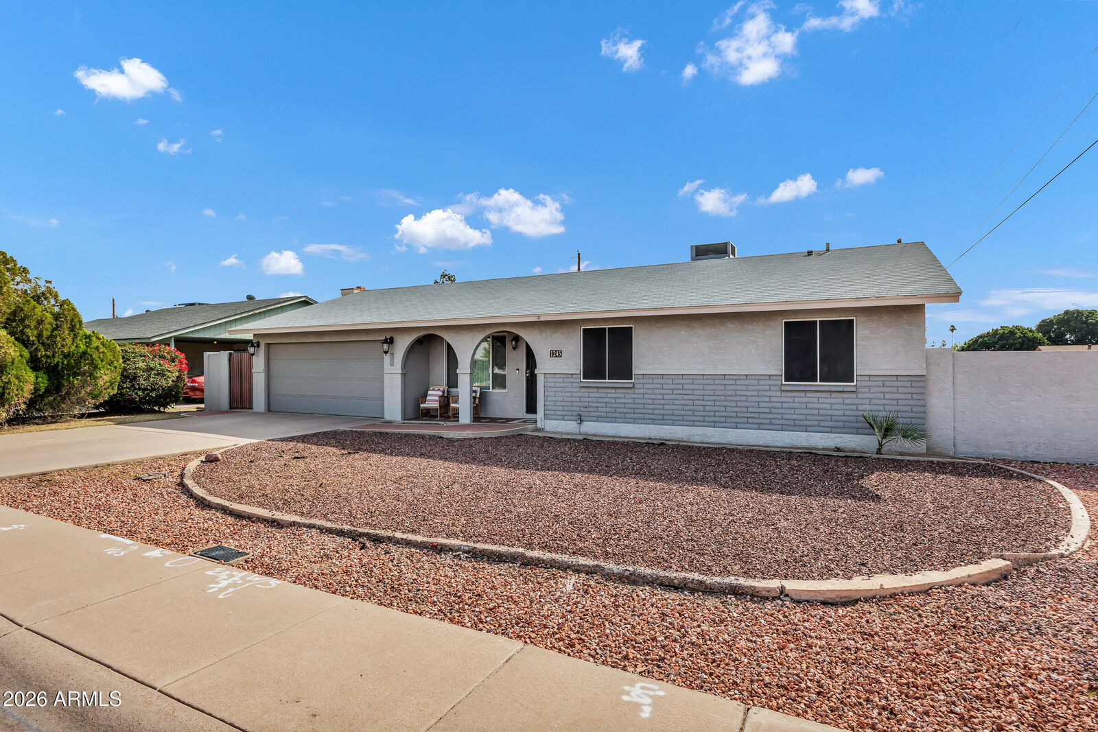 Property Photo:  1245 W 11th Street  AZ 85281 
