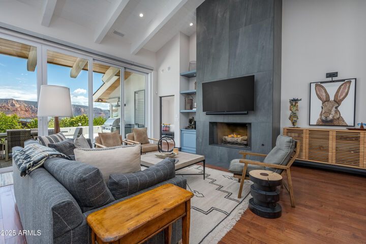 Property Photo:  220 Shadow Mountain Drive  AZ 86336 