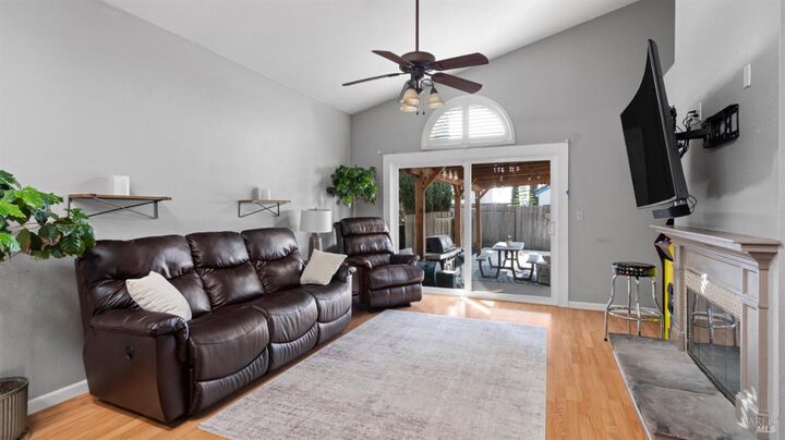 Property Photo:  1405 Tillman Street  CA 94585 