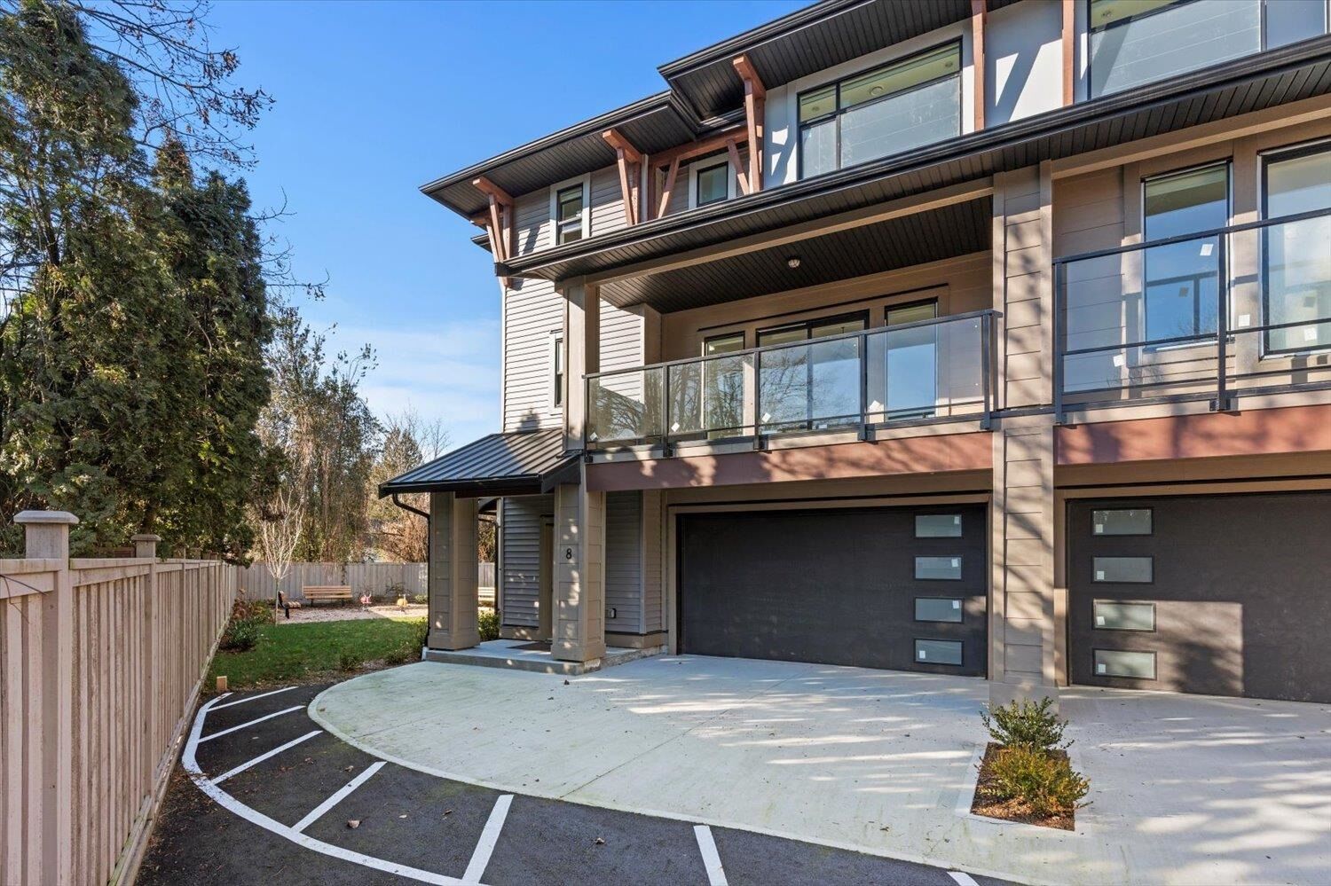 Photo de la propriété:  9603 Broadway Street 8  BC V2P 5T7 