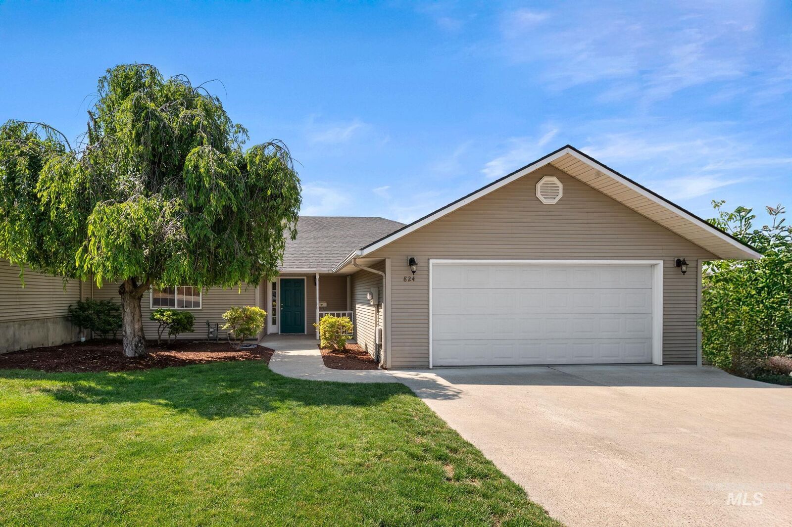 Property Photo: 824 15th Ave ID 83501