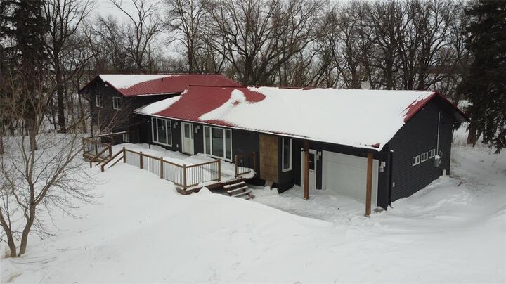 Property Photo:  12153 Hwy 200 Road North  MB R0A 0H0 