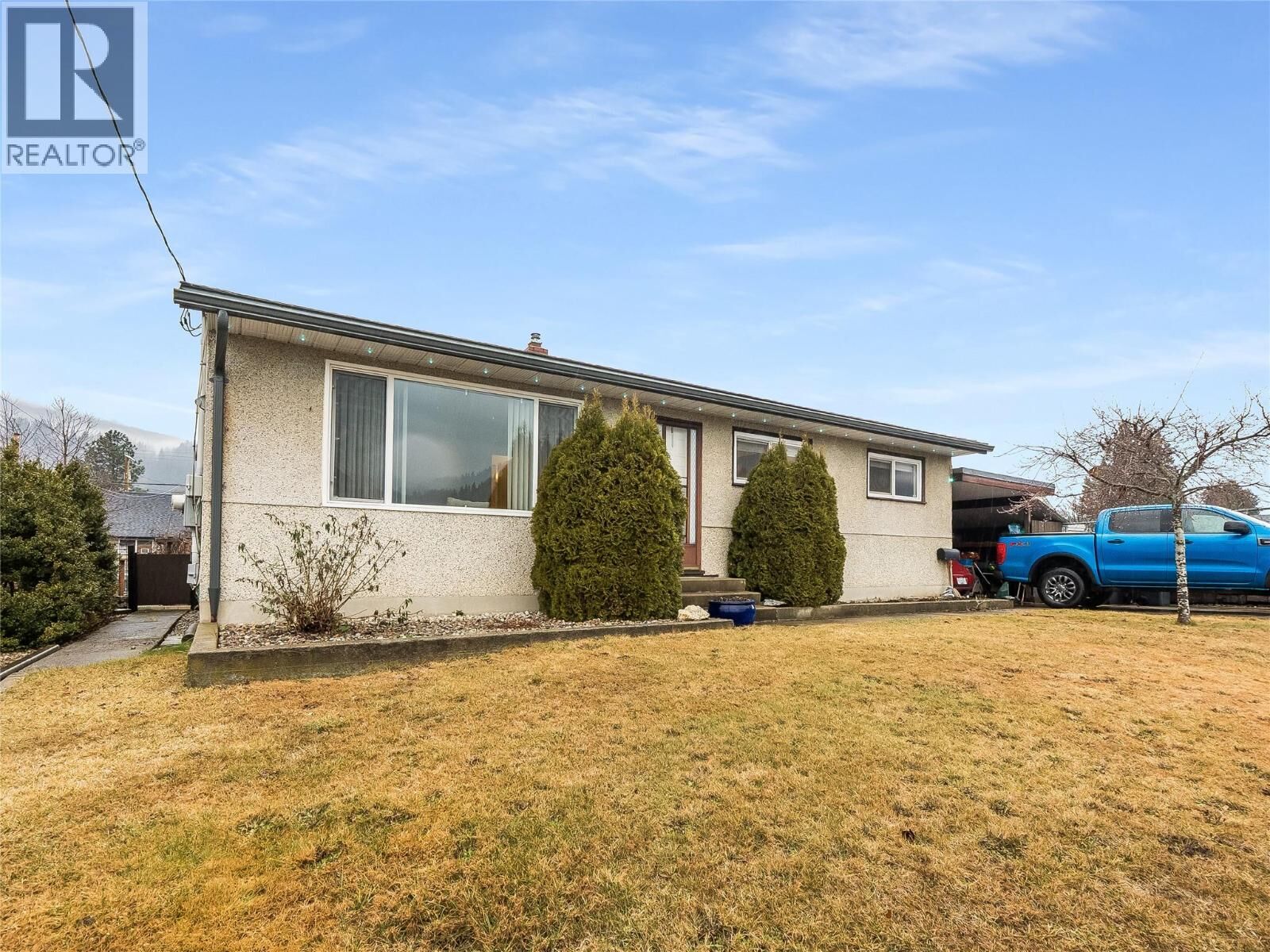 Property Photo:  550 6th Avenue  BC V1N 1T7 