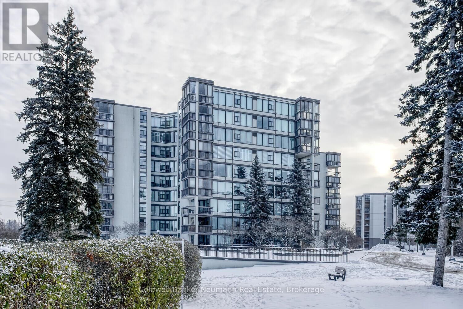 Property Photo: 23 Woodlawn Road East 205 ON N1H 7G6