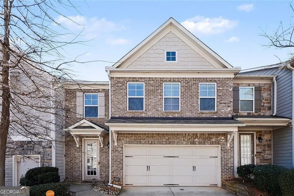 Property Photo: 5822 Keystone Point GA 30058