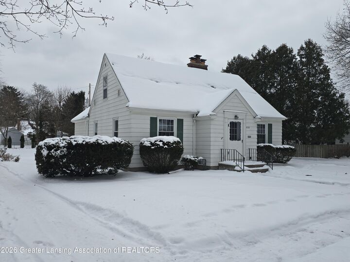 Property Photo:  610 Kedzie Street  MI 48823 