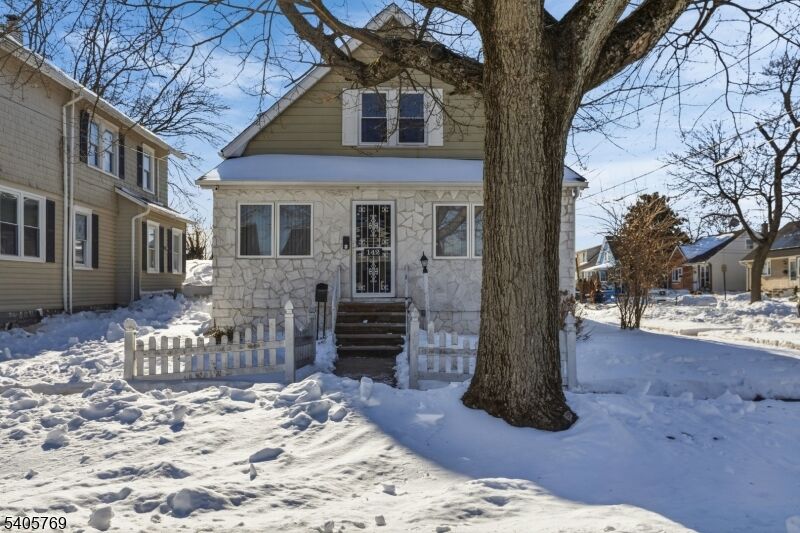 Property Photo:  142 Bonna Villa Ave  NJ 07203 