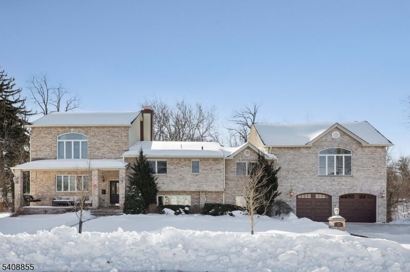 Property Photo:  21 Sandra Cir  NJ 07090 