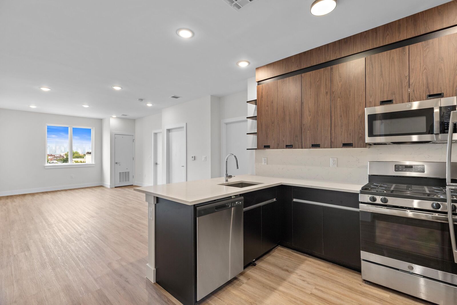 Property Photo: 533 61st St 308 NJ 07093