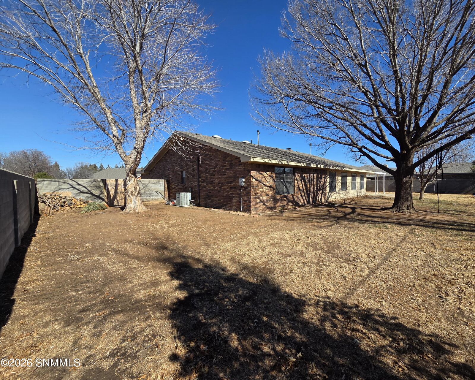 Property Photo:  512 E 17th Street  NM 88130 