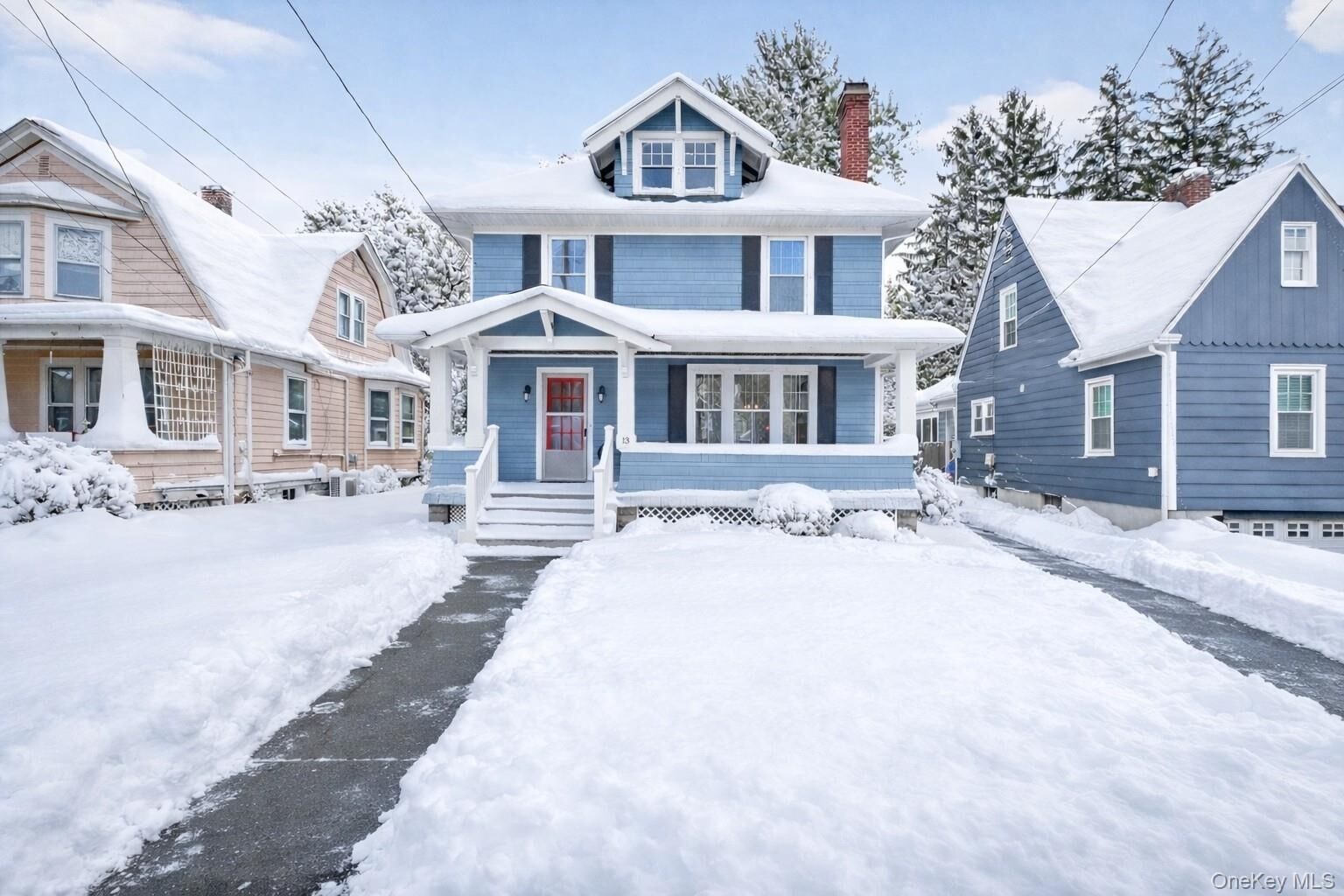 Property Photo:  13 Parkwood Boulevard  NY 12603 