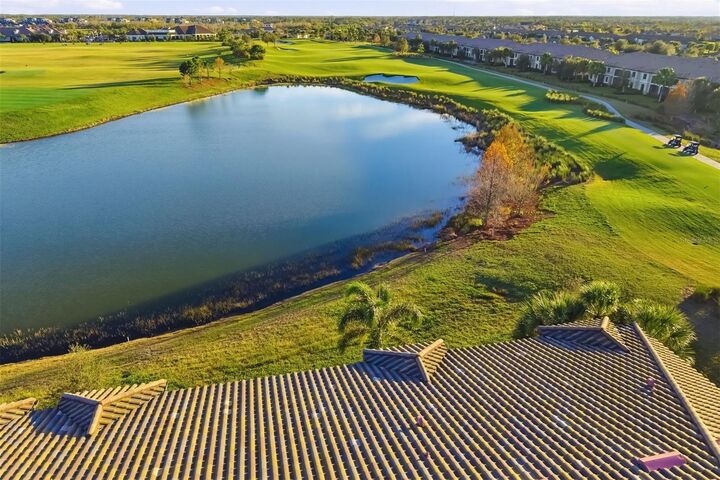 Property Photo:  5604 Palmer Circle 206  FL 34211 