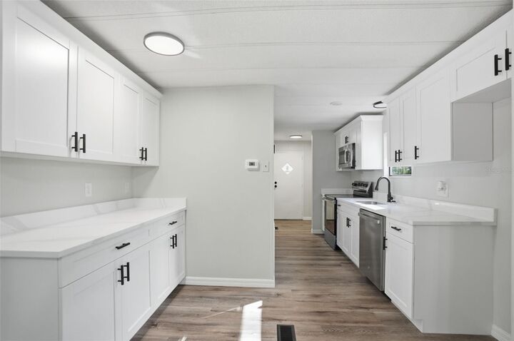 Property Photo:  9183 Cr 647A  FL 33513 