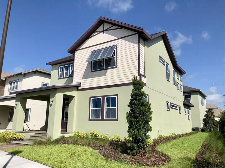 Property Photo: 13026 Stoddart Avenue FL 32827