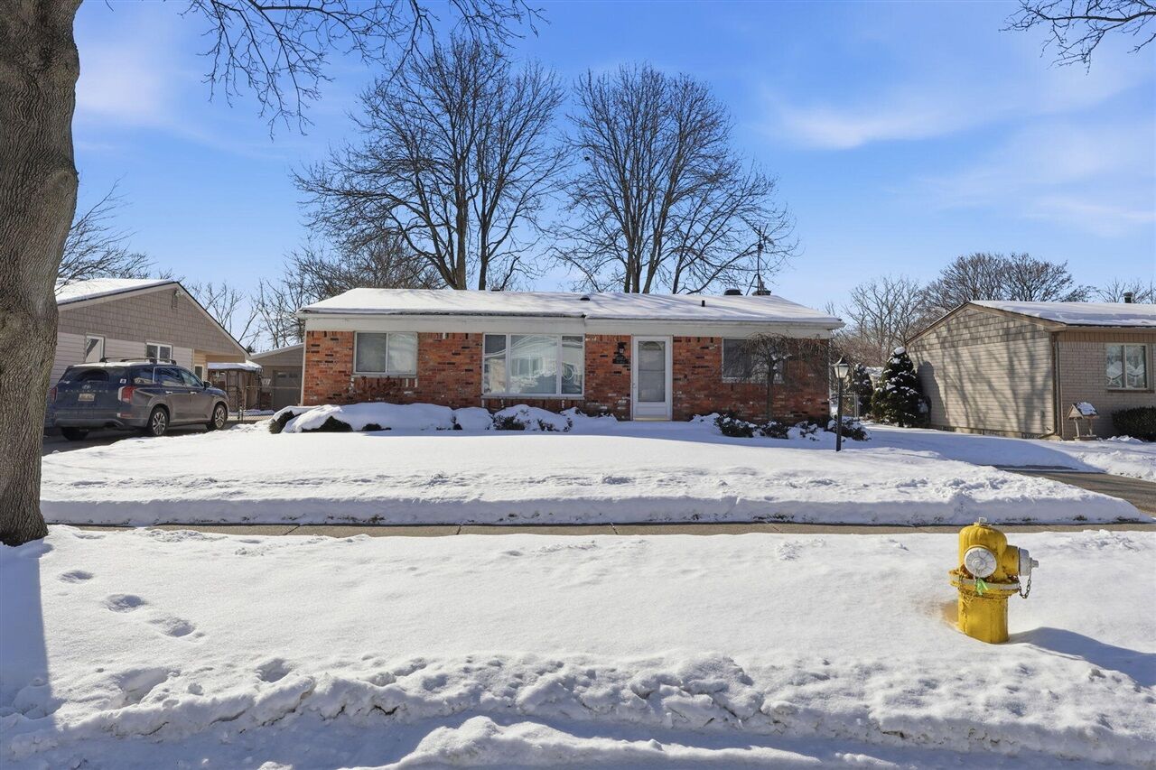 Property Photo:  50673 Jim Drive  MI 48047-1839 