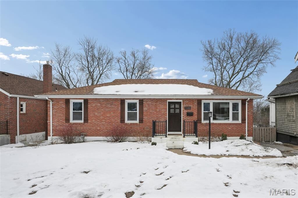 Property Photo: 7048 Arcadia Avenue MO 63130