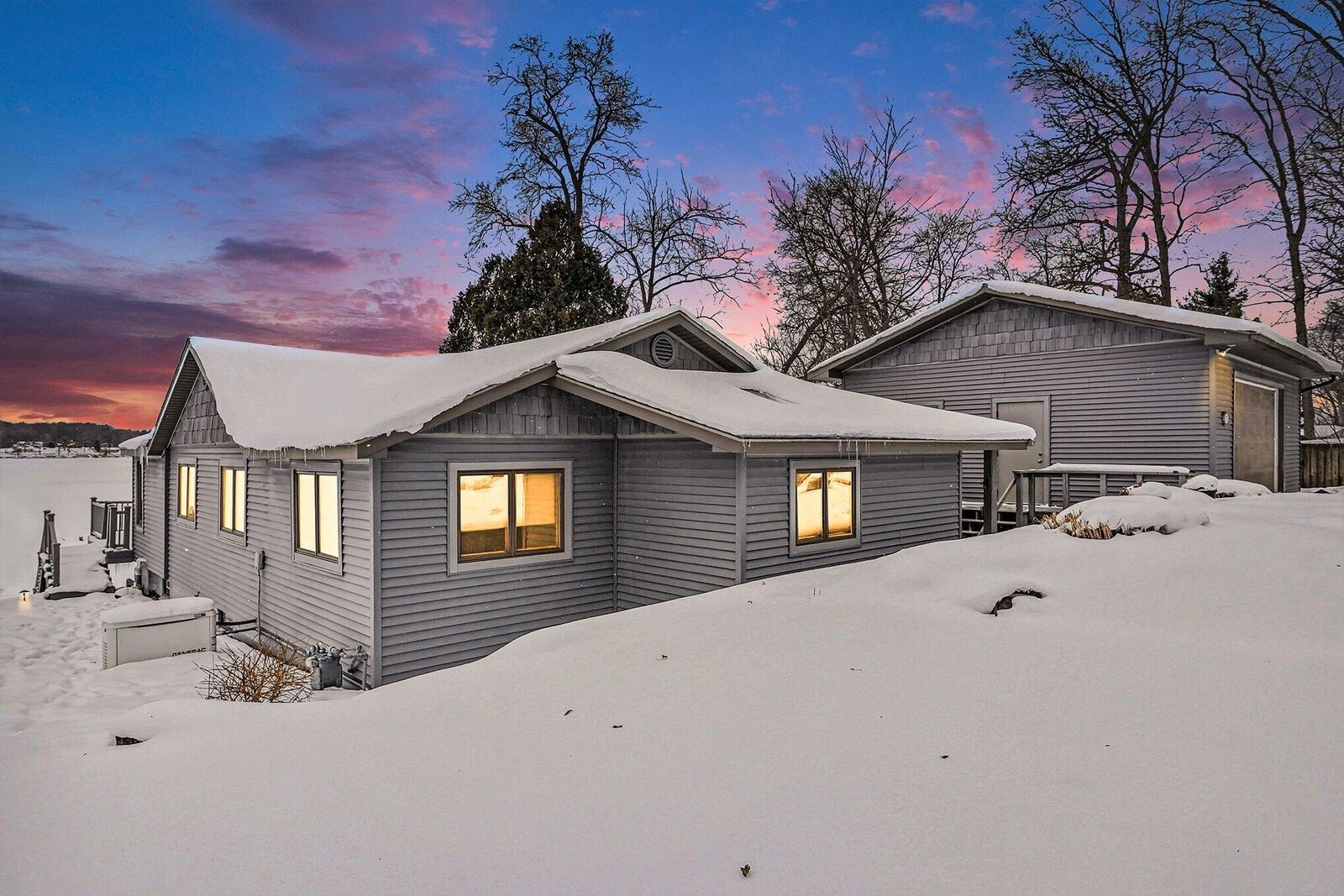 Property Photo:  5011 Walnut Ridge Street  MI 49017 