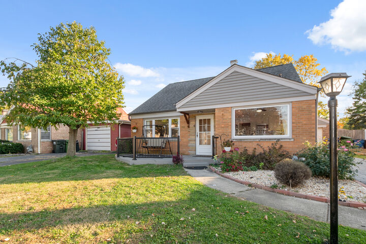 Property Photo:  4045 Stillwell Place  IL 60453 