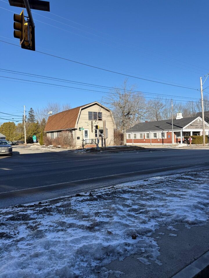 Property Photo:  145 Main Street  ME 04861 
