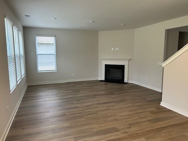 Property Photo: 1141 Ross Farms Blvd TN 37043