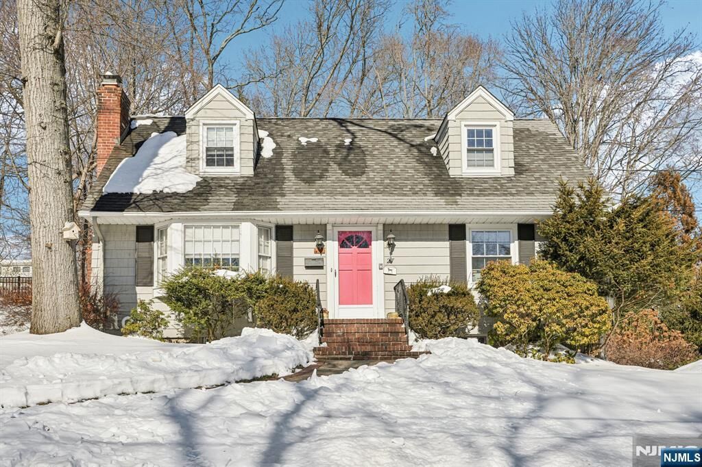 Property Photo:  27 Archung Road  NJ 07470 