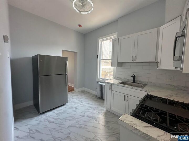 Property Photo:  707 New York Avenue 2  NJ 07087 