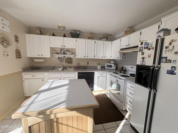 Property Photo: 4330 Valdez Way NV 89502