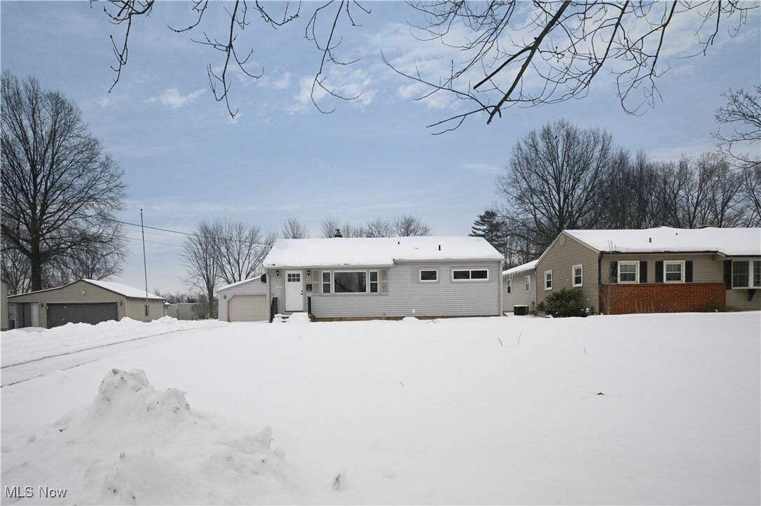 Property Photo:  325 S Inglewood Avenue  OH 44515 