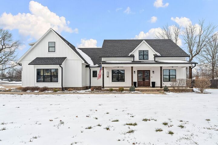 Property Photo:  702 Viney Grove Road  AR 72753 