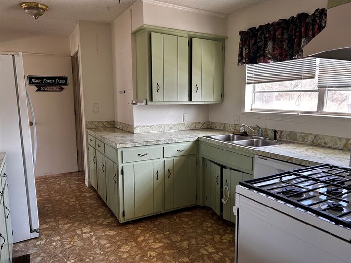 Property Photo:  126 Shelton Drive  AR 72632 