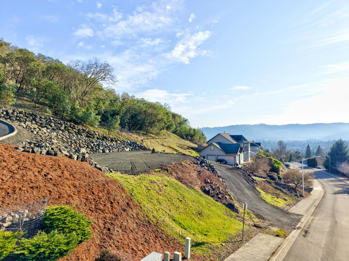 Property Photo: 2957 NW Daysha Drive OR 97471