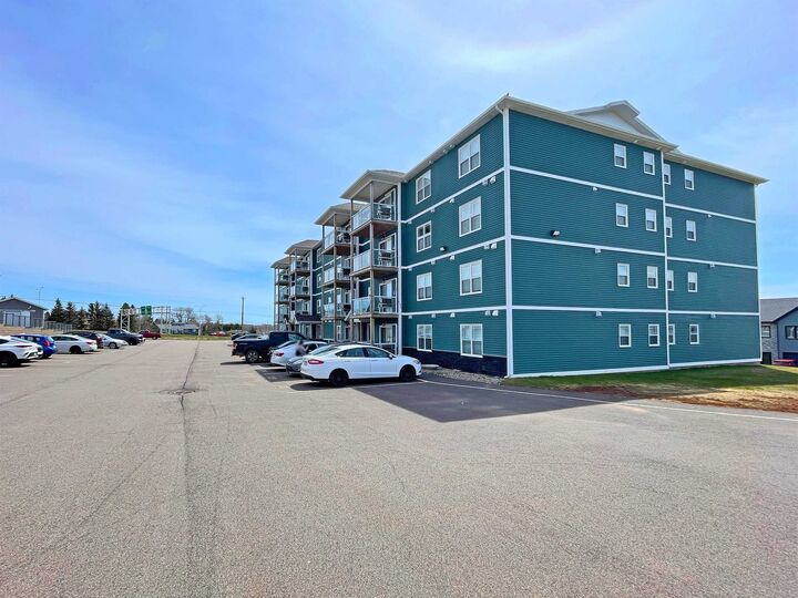 Property Photo:  18 Gilbert Drive 106  PE C1C 0W2 