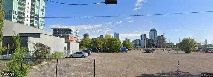 Property Photo: 508,514,518,520 12 Avenue SE AB T2G 1Y6