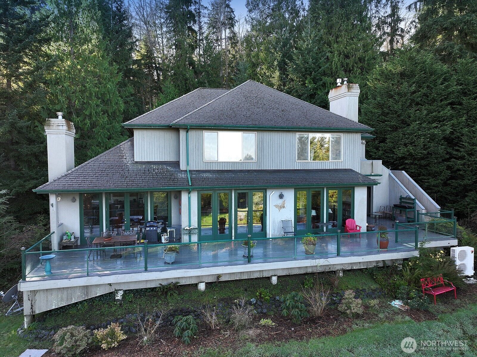 Property Photo: 5762 Summerhill Drive WA 98260