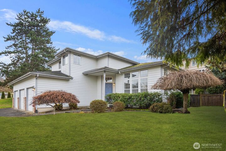 Property Photo:  1912  Dumas Circle NE  WA 98422 