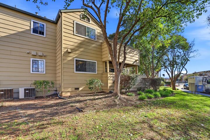 Property Photo:  3241 Heather Ridge Court  CA 95136 