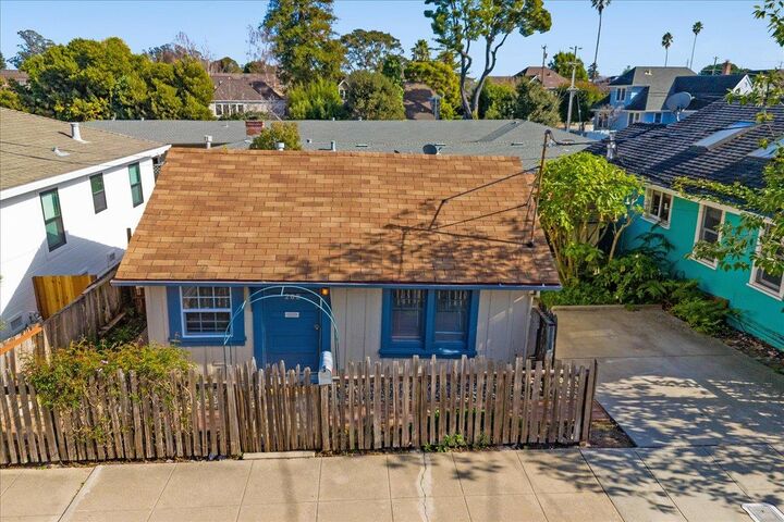 Property Photo:  208 Mountain View Avenue  CA 95062 