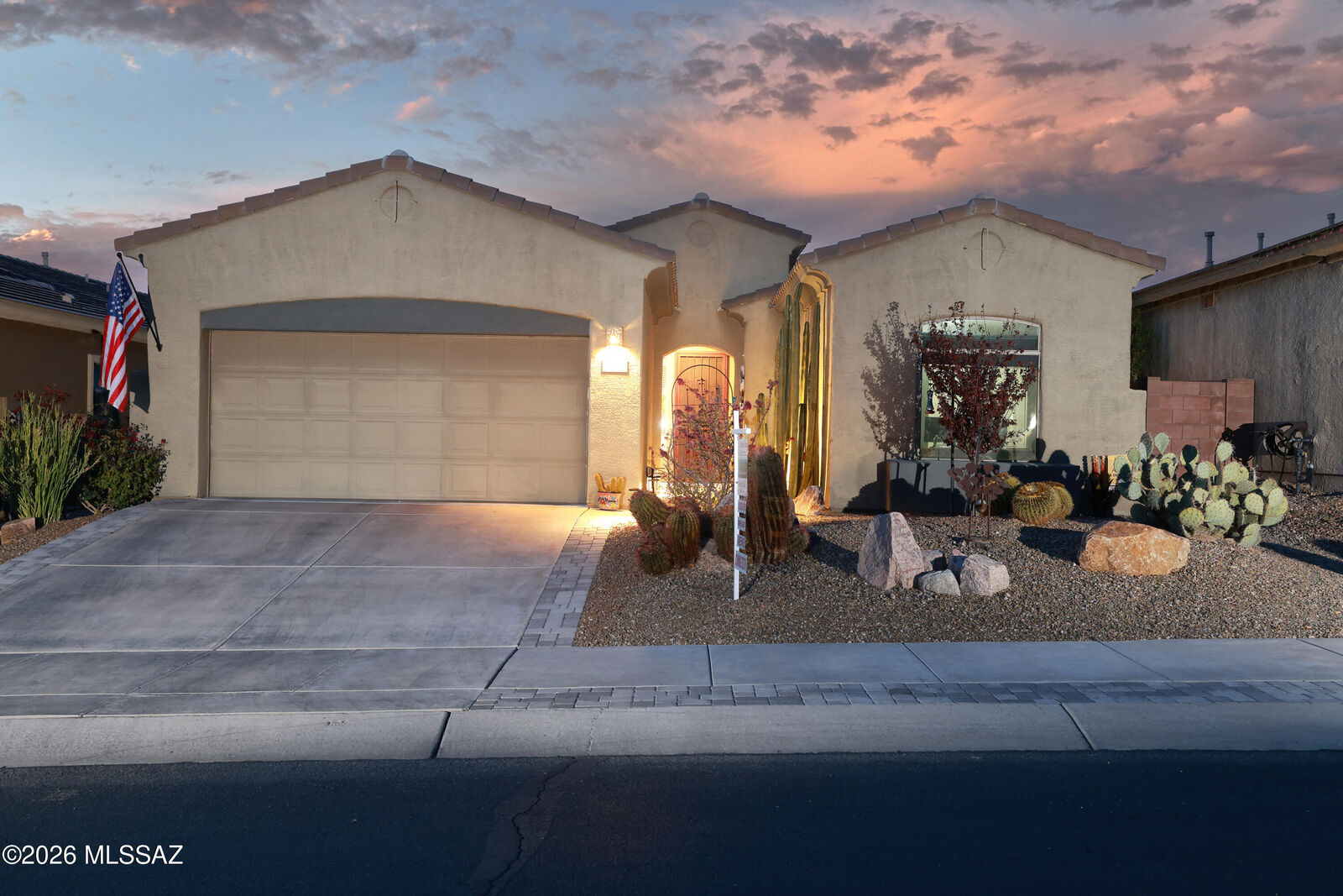 Property Photo: 12723 N New Reflection Drive AZ 85658