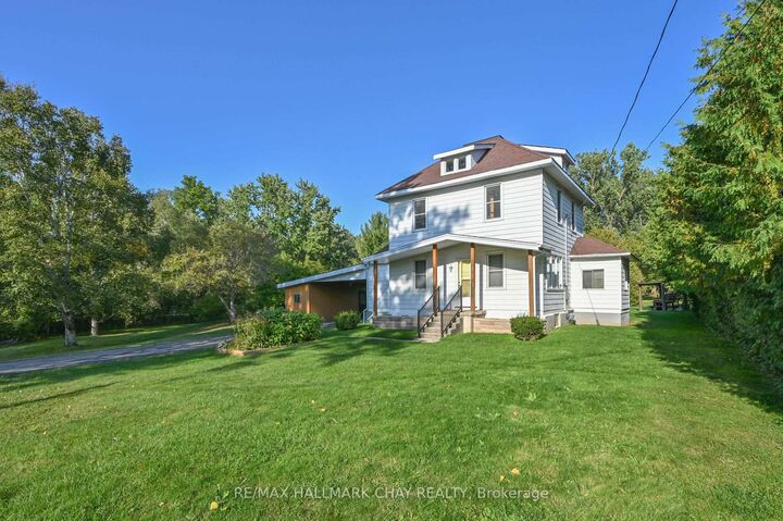 Property Photo: 213 Dominion Drive ON L0M 1S0