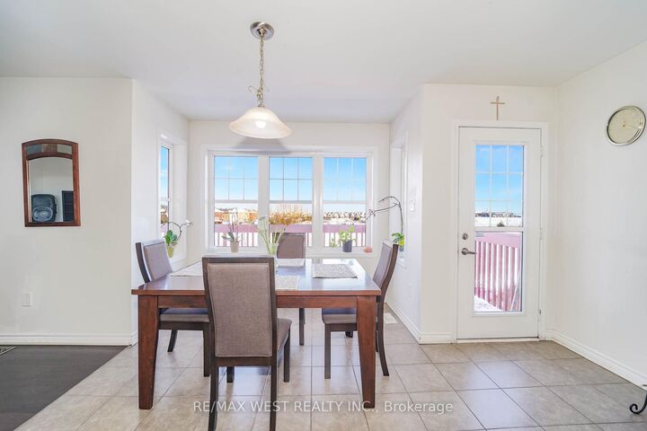 Property Photo: 110 Tysonville Circle ON L7A 0B5