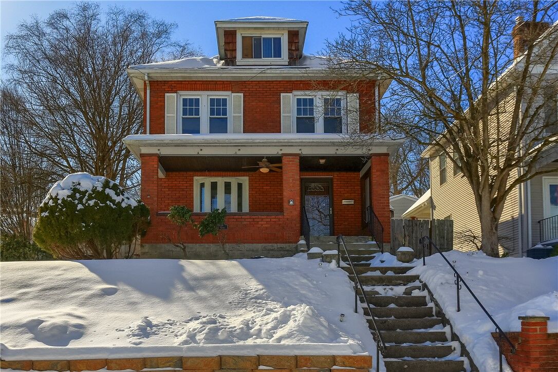 Property Photo:  1536 Vance Ave  PA 15108 