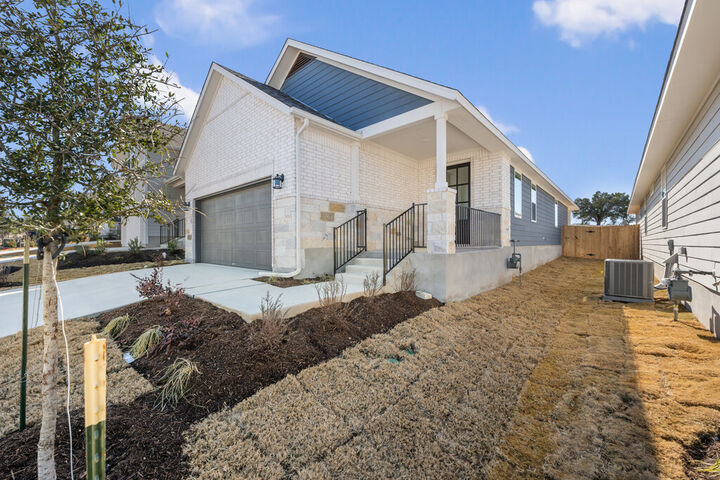 Property Photo:  250 Ranier Way  TX 78620 