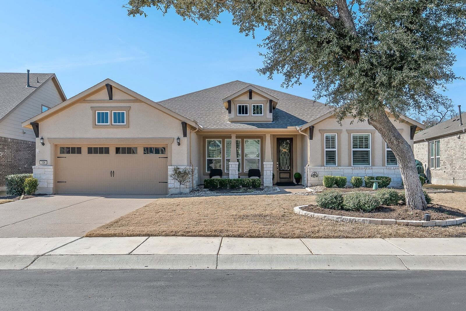Property Photo: 104 Marfa Cove TX 78633