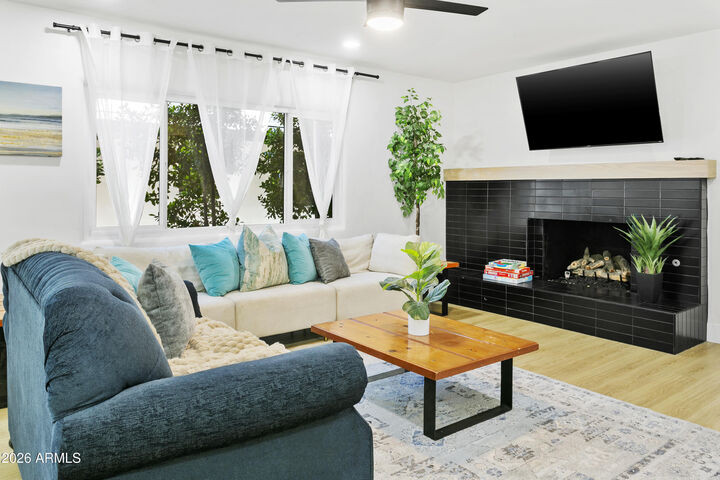 Property Photo:  3139 N 40th Street  AZ 85018 