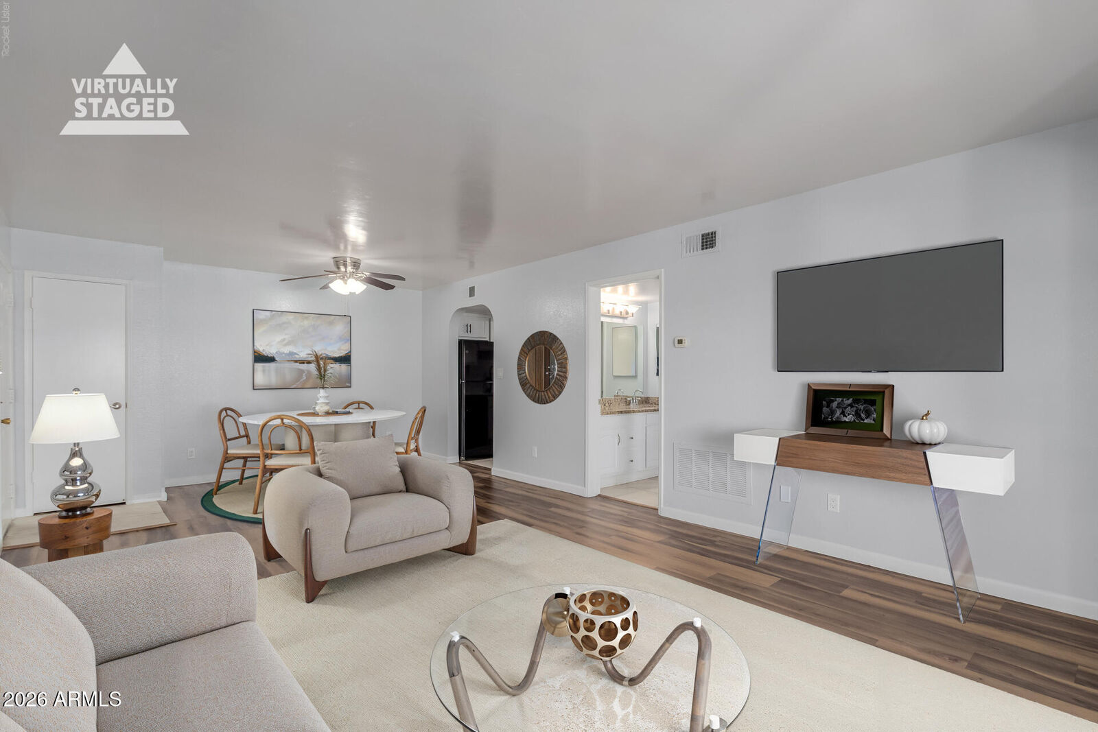 Property Photo: 10444 N 69th Street 206 AZ 85253