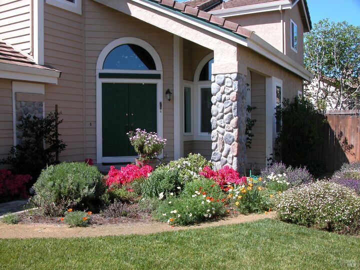 Property Photo:  2913 Willow Court  CA 94533 