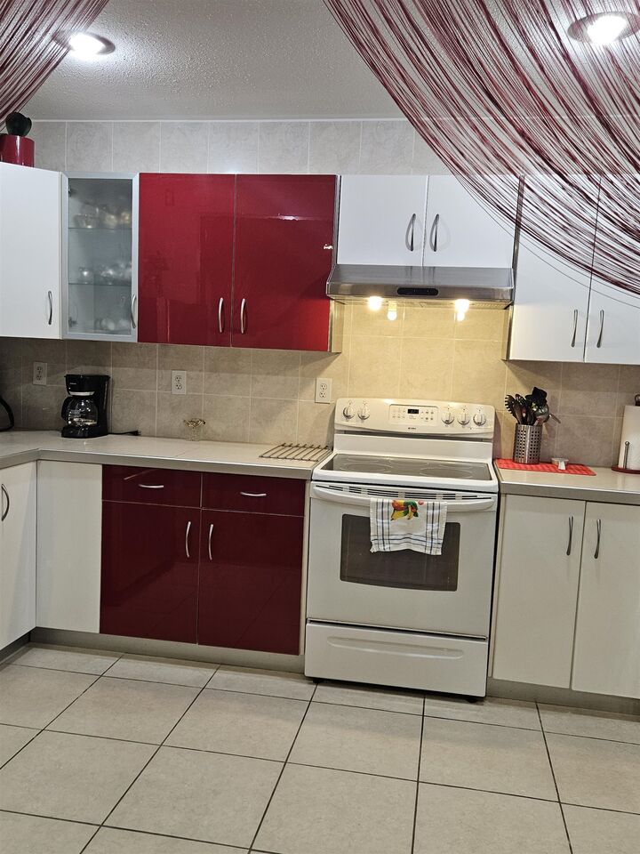 Photo de la propriété:  11311 Seafield Crescent  BC V7A 3J1 