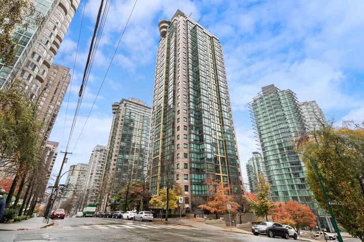 1367 Alberni Street 909 — photo 1